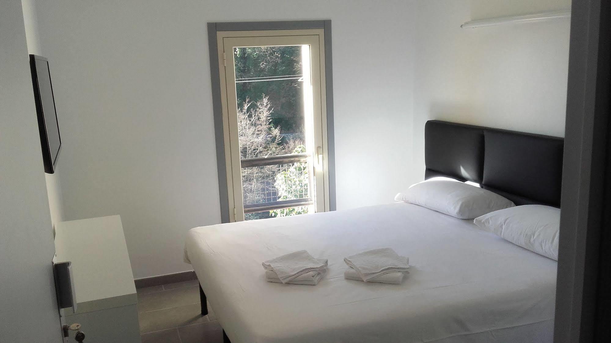 מלון מנטון Le Relais De Monti מראה חיצוני תמונה